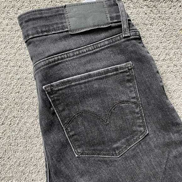 Levis jeans 28 “721” - Picture 3 of 3